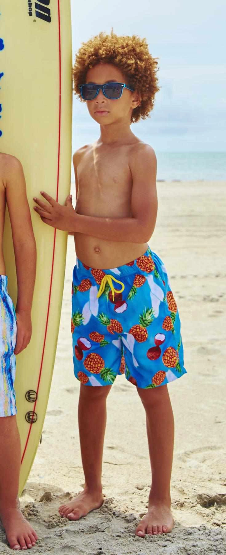 Cool Boys' Swim Trunks: Splash into Summer with Style and Comfort!